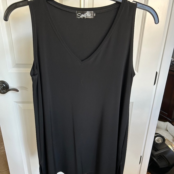 Sympli Black V Neck Sleeveless Swing Top with side slits.  Never Worn.  Size 14 - Picture 1 of 3